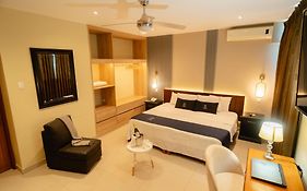 LC Hoteles Piura